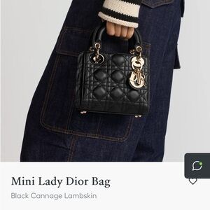 Meet your Posher, Amina